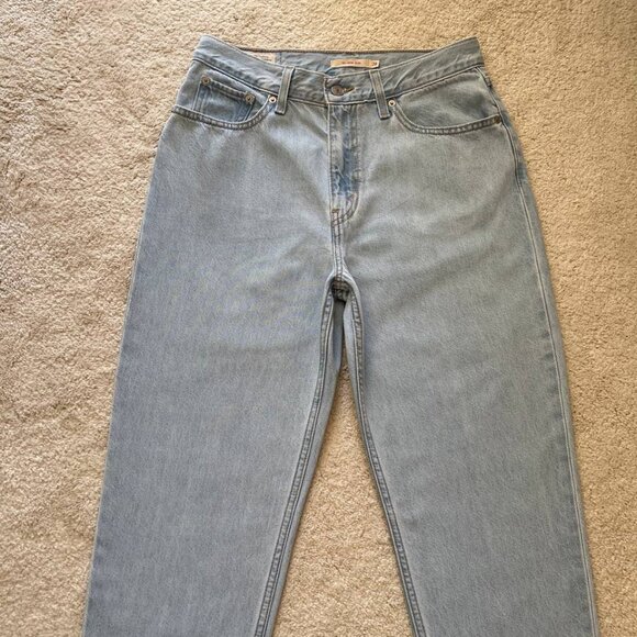 NWOT Levi's Premium '80s Mom Jeans High Rise Light Wash Size 28/30 - Picture 4 of 15